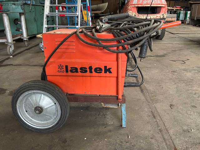Lastek primus 200 elektrode lasapparaat - afbeelding 3 van  5