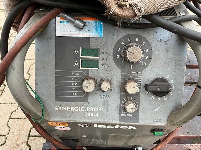 Lastek synergic.pro 2 280-4 mig lasapparaat - afbeelding 2 van  11