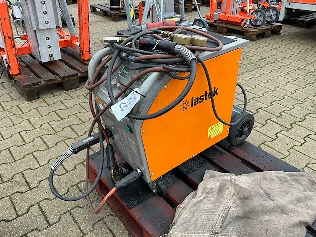 Lastek synergic.pro 2 280-4 mig lasapparaat - afbeelding 6 van  11
