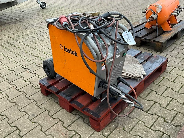 Lastek synergic.pro 2 280-4 mig lasapparaat - afbeelding 9 van  11