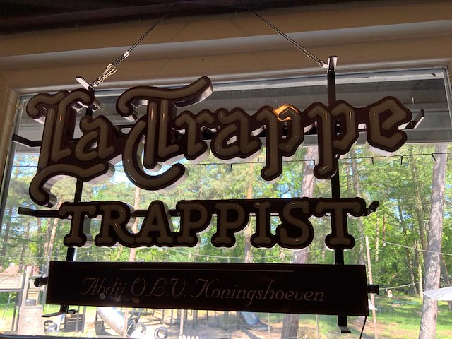 Latrappe trappist neon-verlichting - afbeelding 2 van  3