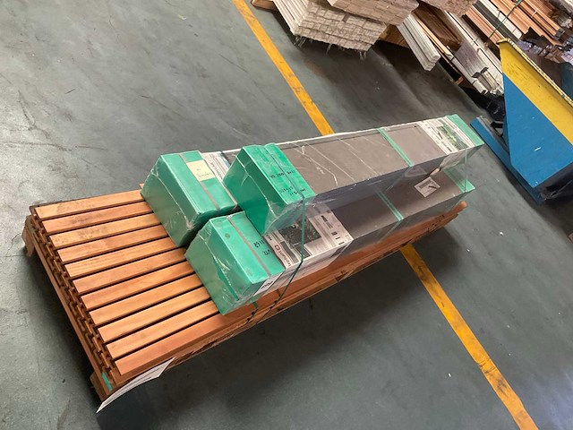 Lattenwand en houtcomposiet schuttingplanken - afbeelding 3 van  5