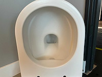 Laufen - navia 8 - wandcloset met douchefunctie - afbeelding 5 van  7