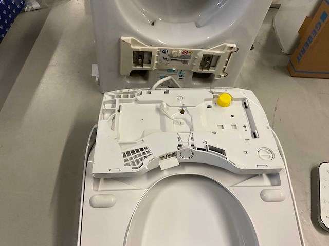 Laufen-geberit cleanet pro x douchetoilet - afbeelding 5 van  7