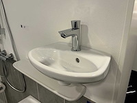 Laufen / hansgröhe badkamer opstelling - afbeelding 5 van  11