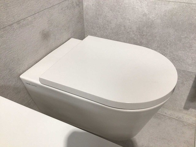 Laufen kartell wandcloset - afbeelding 7 van  9
