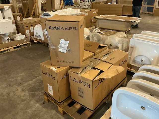 Laufen pro / kartell toilet (6x) - afbeelding 1 van  4