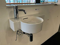 Laufen val fonteincombinatie - afbeelding 3 van  5