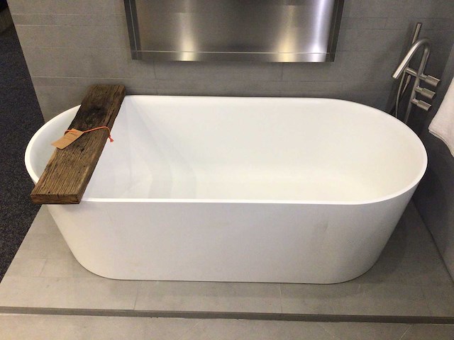 Laufen val vrijstaande bad 160x75x52 cm - afbeelding 1 van  6