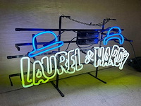 Laurel & hardy glas neon - afbeelding 2 van  3