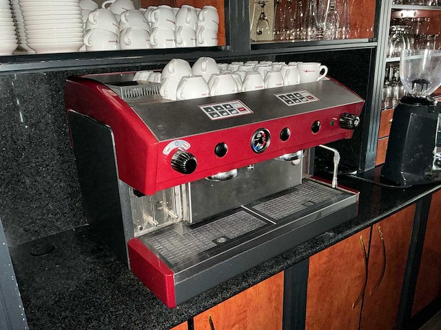 Laurentis sae 2 professionele espressomachine + professionele espressomolen - afbeelding 1 van  12