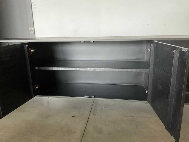 Laurren dressoir - afbeelding 3 van  12