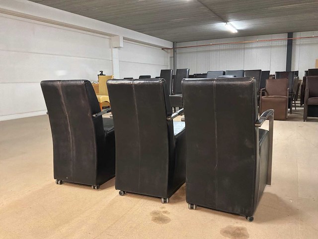 Laurren verrijdbare eetkamerstoel (3x) - afbeelding 1 van  10