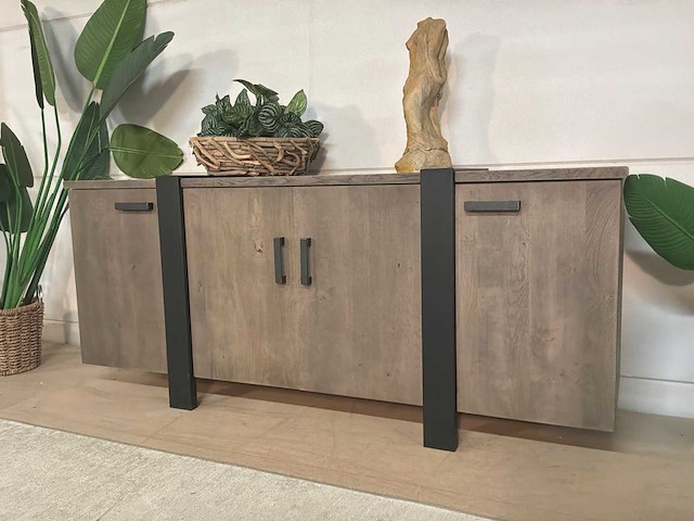 Laurrens dressoir - afbeelding 1 van  10