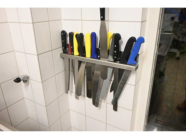 Lauterjung, sabatier, etc. bakker messenset met ophangbeugel (2x) - afbeelding 2 van  3