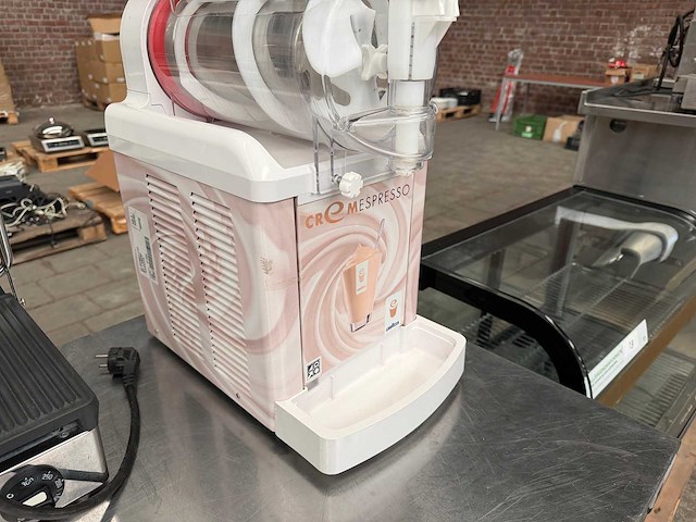 Lavazza - tafelmodel gekoelde drank- en dessertmachine - afbeelding 3 van  9