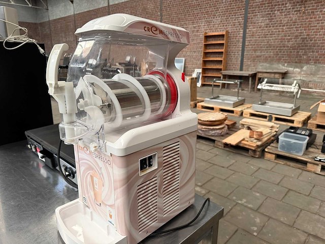 Lavazza - tafelmodel gekoelde drank- en dessertmachine - afbeelding 7 van  9