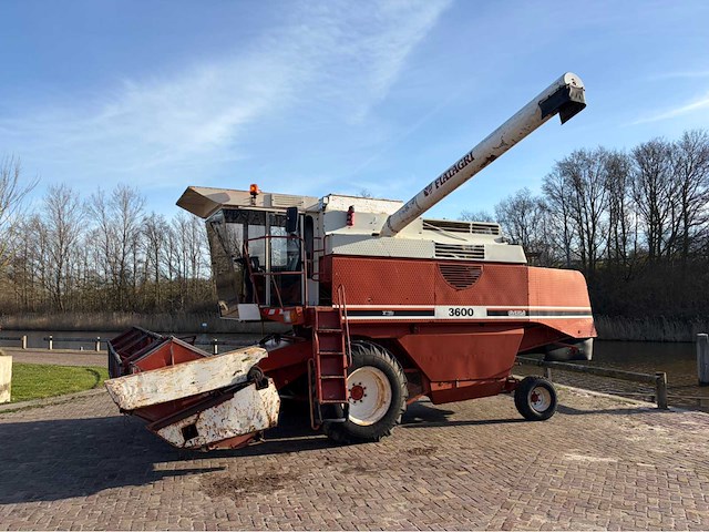 Laverda 3600 maaidorser - afbeelding 1 van  22