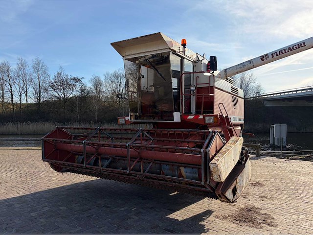 Laverda 3600 maaidorser - afbeelding 16 van  22