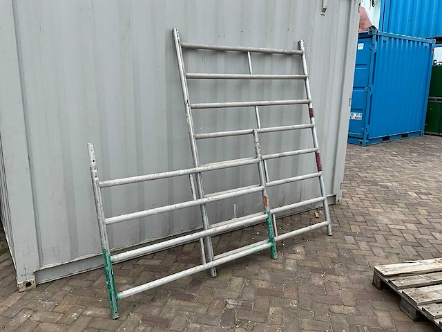 Layher - rekken - steiger (2x) - afbeelding 1 van  7