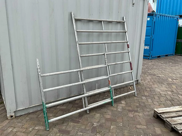 Layher - rekken - steiger (2x) - afbeelding 1 van  7