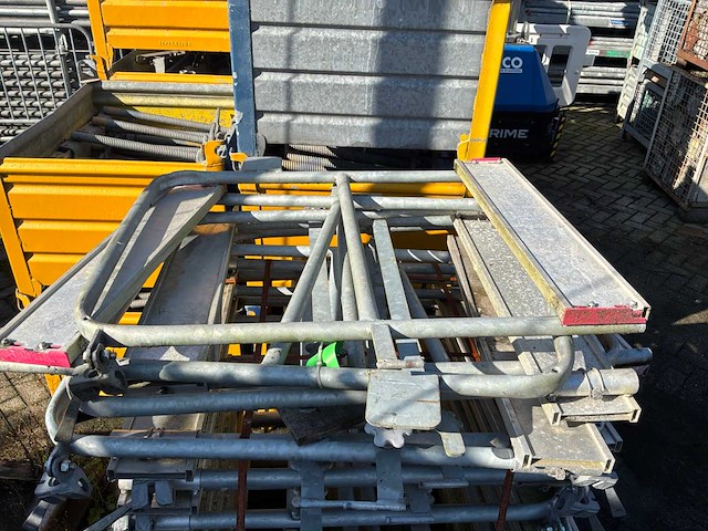 Layher aluminium looppoort - afbeelding 3 van  4