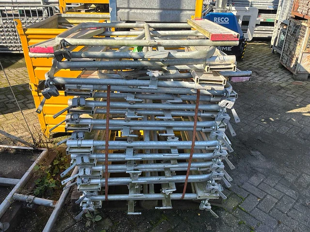Layher aluminium looppoort - afbeelding 4 van  4