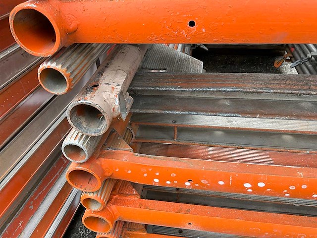 Layher blitz steiger doorloopframs (20x) - afbeelding 3 van  4