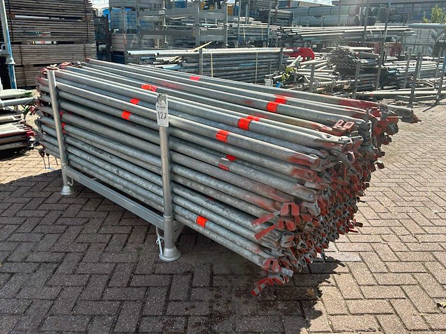 Layher diagonaal (1,57 x 2,00 m) (160x) - afbeelding 1 van  4