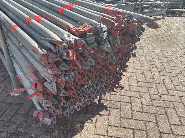 Layher diagonaal (1,57 x 2,00 m) (160x) - afbeelding 2 van  4