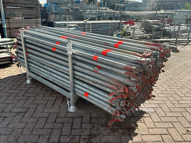Layher diagonaal (1,57 x 2,00 m) (160x) - afbeelding 1 van  4