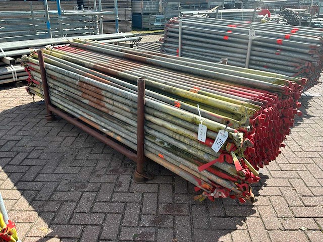 Layher diagonaal (2,07 x 2,00 m) (135x) - afbeelding 1 van  3
