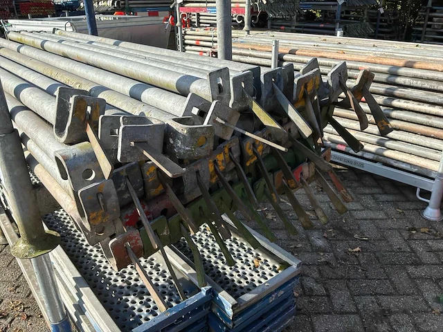 Layher hulpkorteling (2,07 m) (50x) - afbeelding 2 van  4