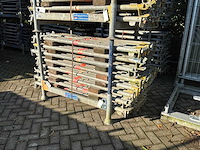 Layher hulpkorteling verlengd (1,57 m) (320x) - afbeelding 1 van  4