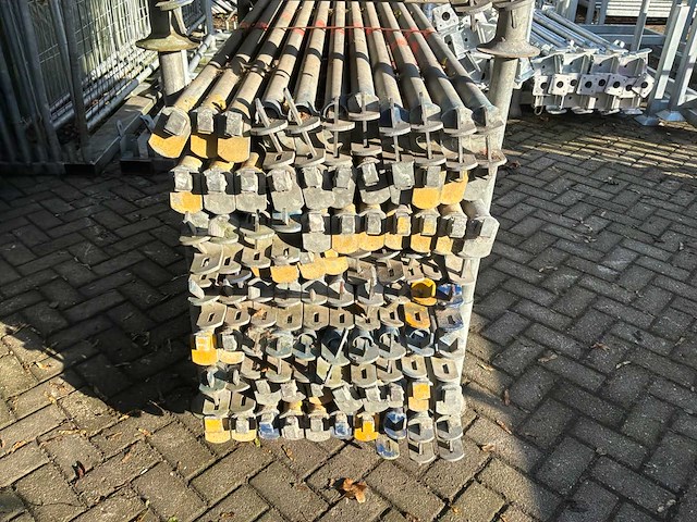 Layher hulpkorteling verlengd (1,57 m) (320x) - afbeelding 2 van  4