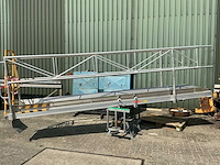 Layher roterende loopbrug werkbruggen en console - afbeelding 2 van  13