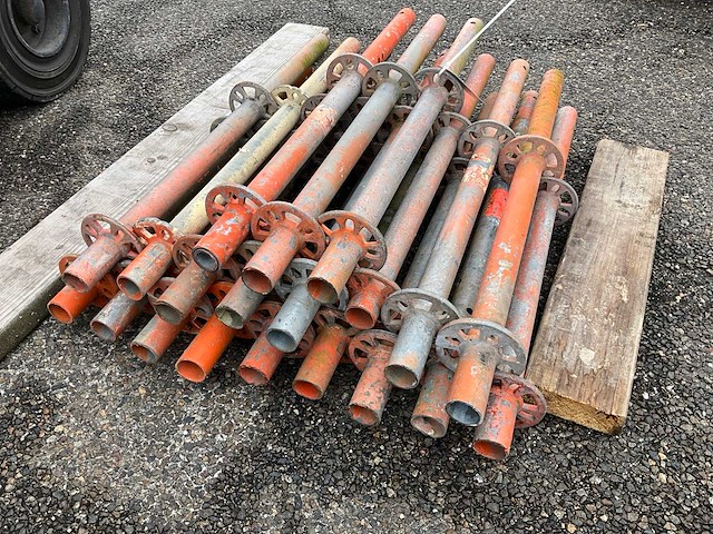 Layher steiger staander (20x) - afbeelding 1 van  1