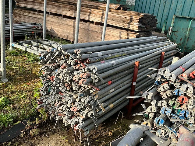 Layher steigerbuis ligger 257 - afbeelding 1 van  6