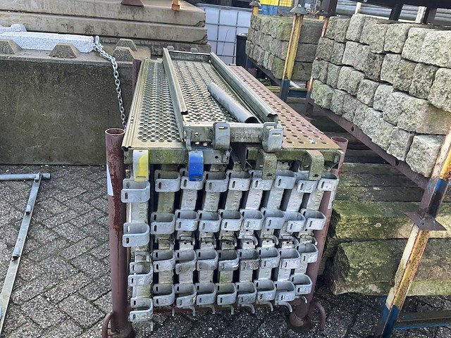 Layher steigerplank (21x) - afbeelding 2 van  4