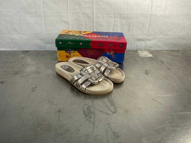 Lazamani - maat 39 - slippers - afbeelding 1 van  3