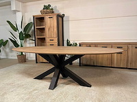 Lazio ovale eetkamertafel