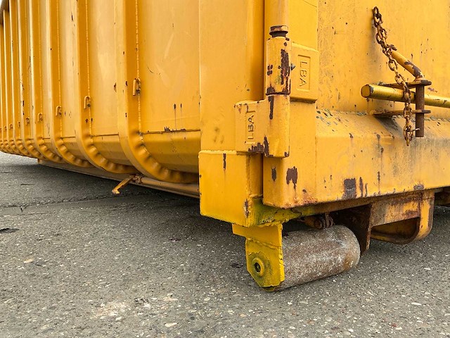 Lba haakarm afzetcontainer - afbeelding 19 van  20