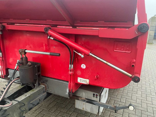 Lba kipper - afbeelding 14 van  38