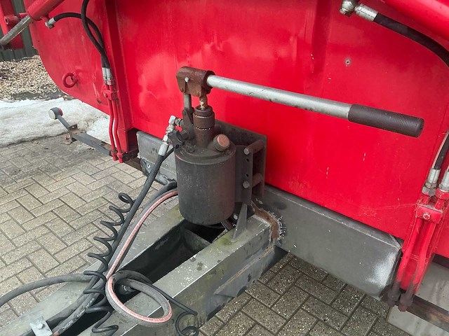 Lba kipper - afbeelding 26 van  38