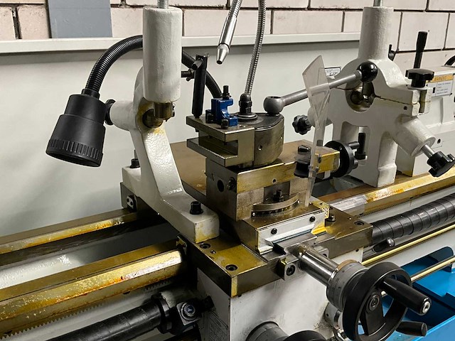 Lc 360 d universele draaibank - afbeelding 8 van  13