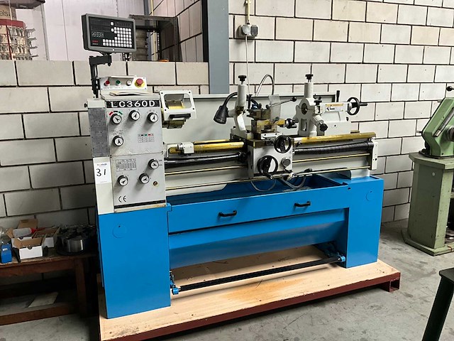 Lc 360 d universele draaibank - afbeelding 4 van  11