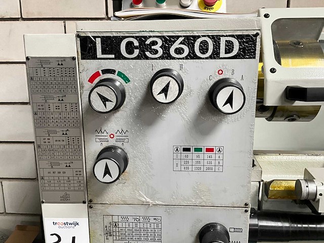 Lc 360 d universele draaibank - afbeelding 10 van  11