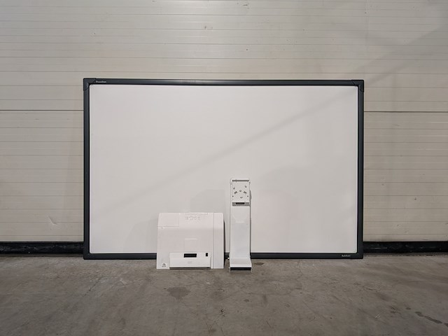 Lcd projector, hitachi, cp-ax3003, incl. interactief display, promethean activboard touch - afbeelding 1 van  12