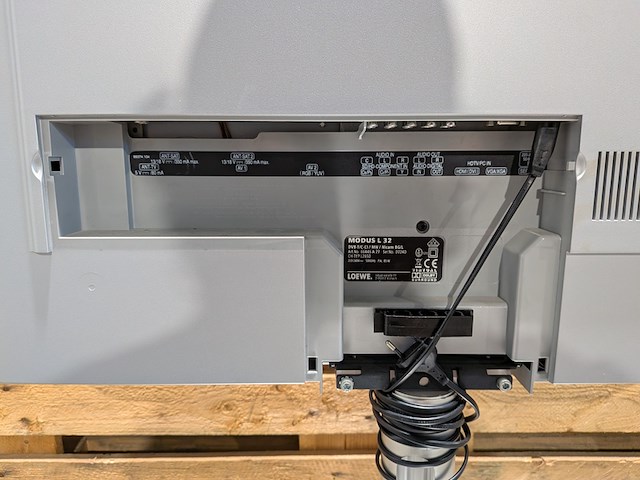Lcd tv, loewe, modus l 32 - afbeelding 5 van  7