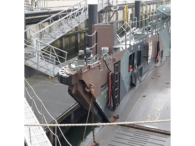 Lcu-landingsvaartuig, scheepswerf visser, 1998 - afbeelding 3 van  74